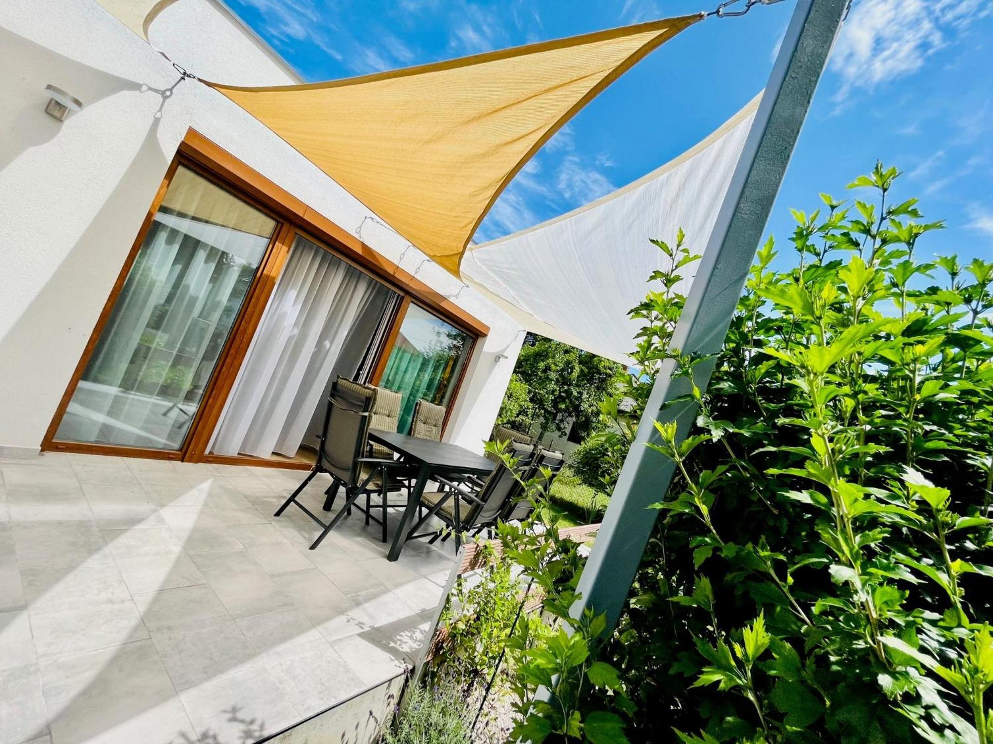Villa Babvirag Porta Fonyodliget Esterno foto